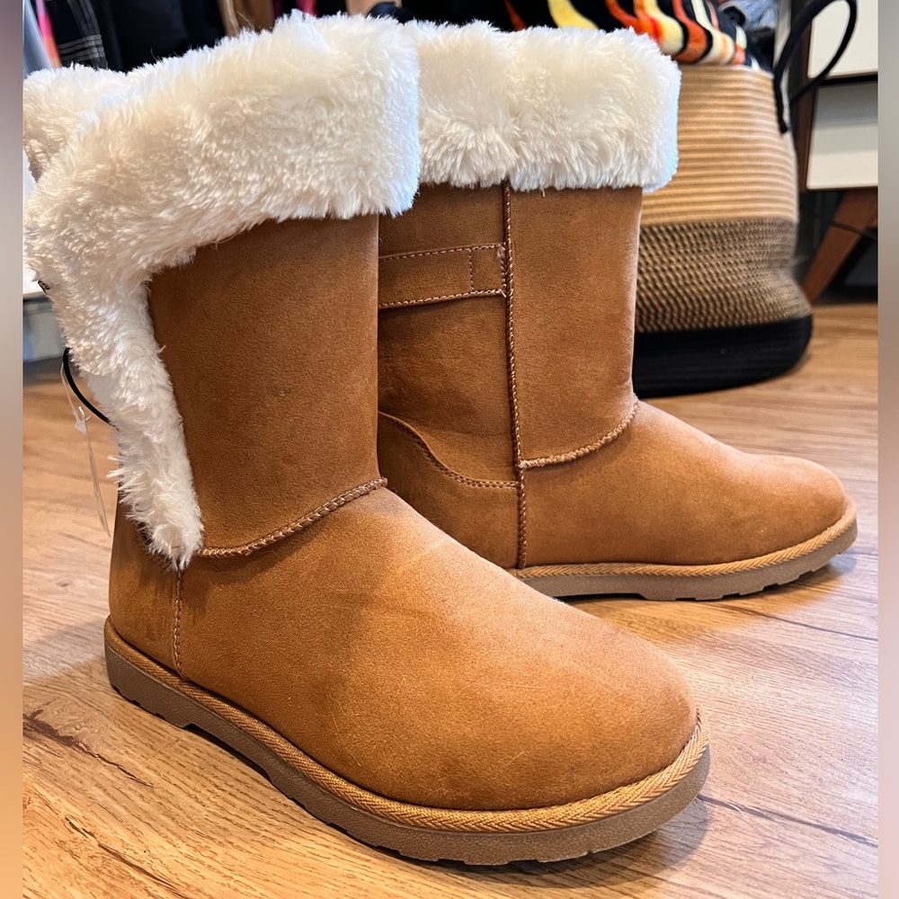 Half Calf, Ugg-Like Faux Shearling Warm, Winter Camel Colored Comfy Boots